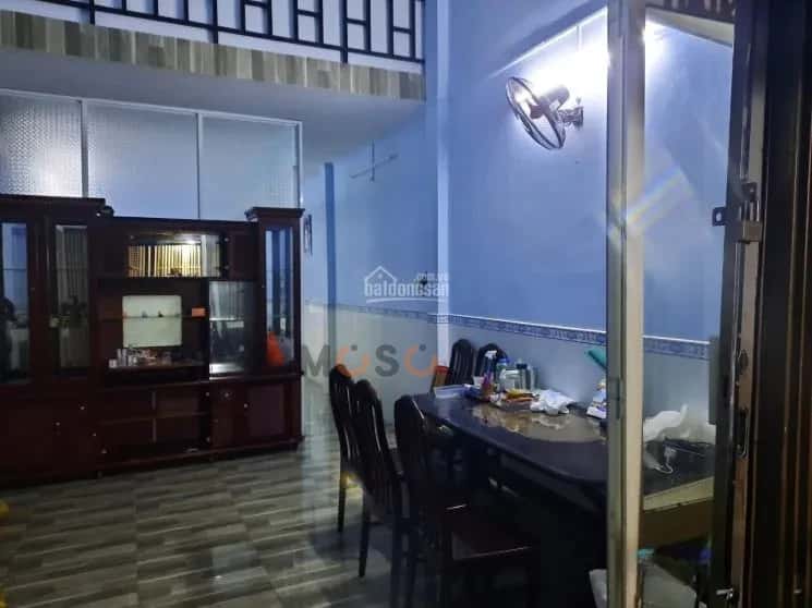 Cho thuê nhà hẻm Đường 11 Quận 4, TP.HCM – 2 phòng ngủ, giá 8 triệu — Hình 2 Cho thuê nhà hẻm Đường 11 Quận 4, TP.HCM – 2 phòng ngủ, giá 8 triệu — Hình 2