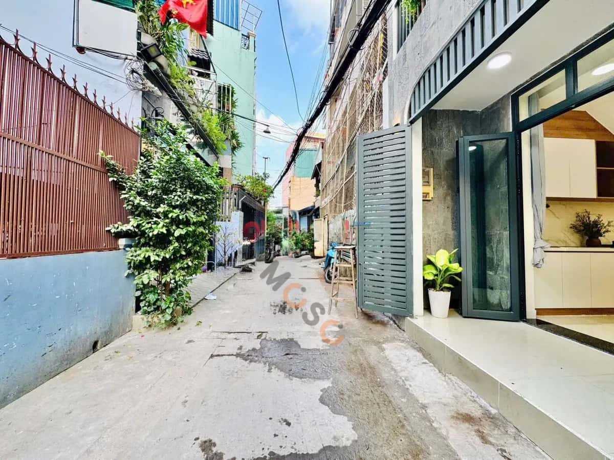 Cho thuê nhà hẻm Quốc Lộ 13 Bình Thạnh, TP.HCM – 5 phòng ngủ, giá 28 triệu — Hình 3
