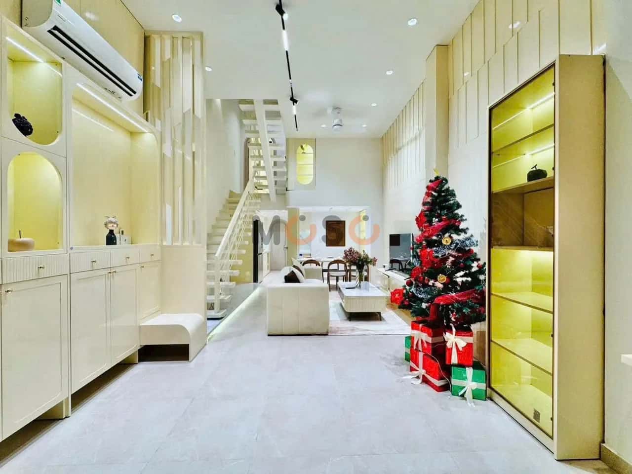 Cho thuê nhà hẻm Lý Chính Thắng Quận 3, TP.HCM – 4 phòng ngủ, giá 33 triệu — Hình 2 Cho thuê nhà hẻm Lý Chính Thắng Quận 3, TP.HCM – 4 phòng ngủ, giá 33 triệu — Hình 2