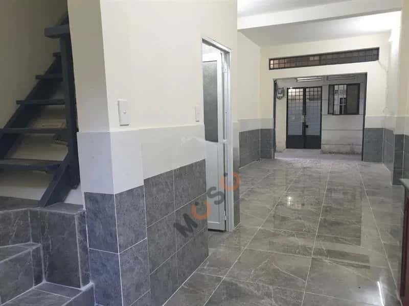 Cho thuê nhà mặt tiền Tô Hiến Thành Quận 10, TP.HCM – 2 phòng ngủ, giá 10 triệu