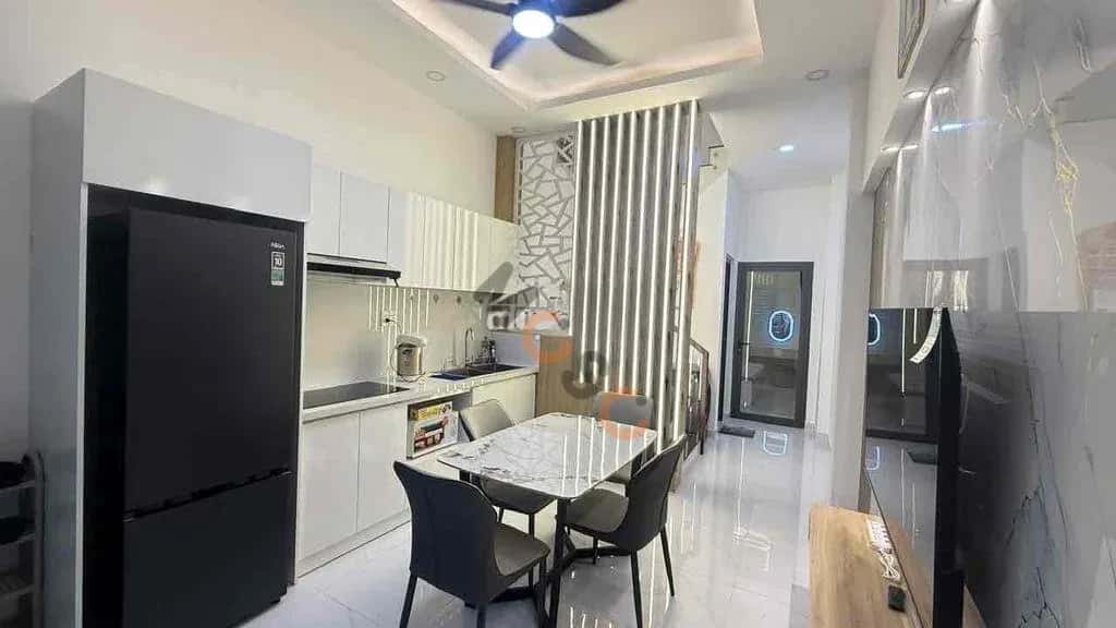 Cho thuê nhà hẻm Bắc Hải Quận 10, TP.HCM – 5 phòng ngủ, giá 20 triệu — Hình 2 Cho thuê nhà hẻm Bắc Hải Quận 10, TP.HCM – 5 phòng ngủ, giá 20 triệu — Hình 2