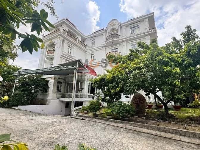 Cho thuê nhà hẻm Đường Đông Bắc Quận 12, TP.HCM – 4 phòng ngủ, giá 150 triệu