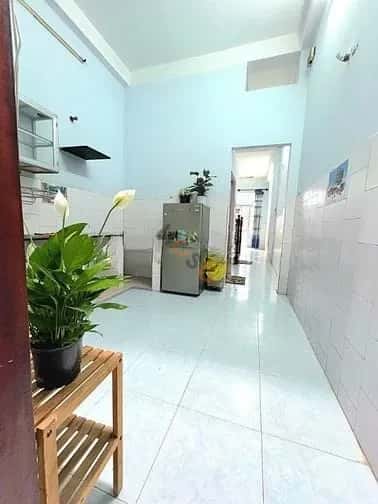 Cho thuê nhà hẻm Đường Lạc Long Quân Quận Tân Bình, TP.HCM – 1 phòng ngủ, giá 5 triệu