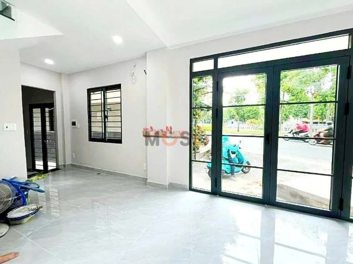 Cho thuê nhà mặt tiền Hoàng Sa Quận 3, TP.HCM – giá 42 triệu — Hình 3