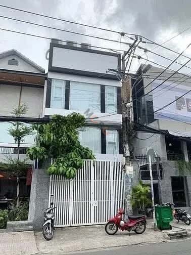 Cho thuê nhà hẻm Quận 10, TP.HCM – 4 phòng ngủ, giá 60 triệu Cho thuê nhà hẻm Quận 10, TP.HCM – 4 phòng ngủ, giá 60 triệu