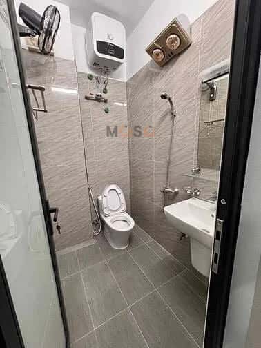 Cho thuê nhà hẻm Long Biên, Hà Nội – giá 15 triệu — Hình 3 Cho thuê nhà hẻm Long Biên, Hà Nội – giá 15 triệu — Hình 3