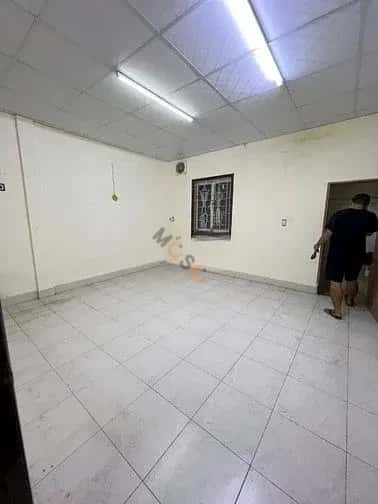 Cho thuê nhà hẻm Lãnh Binh Thăng Quận 11, TP.HCM – 4 phòng ngủ, giá 18 triệu — Hình 3
