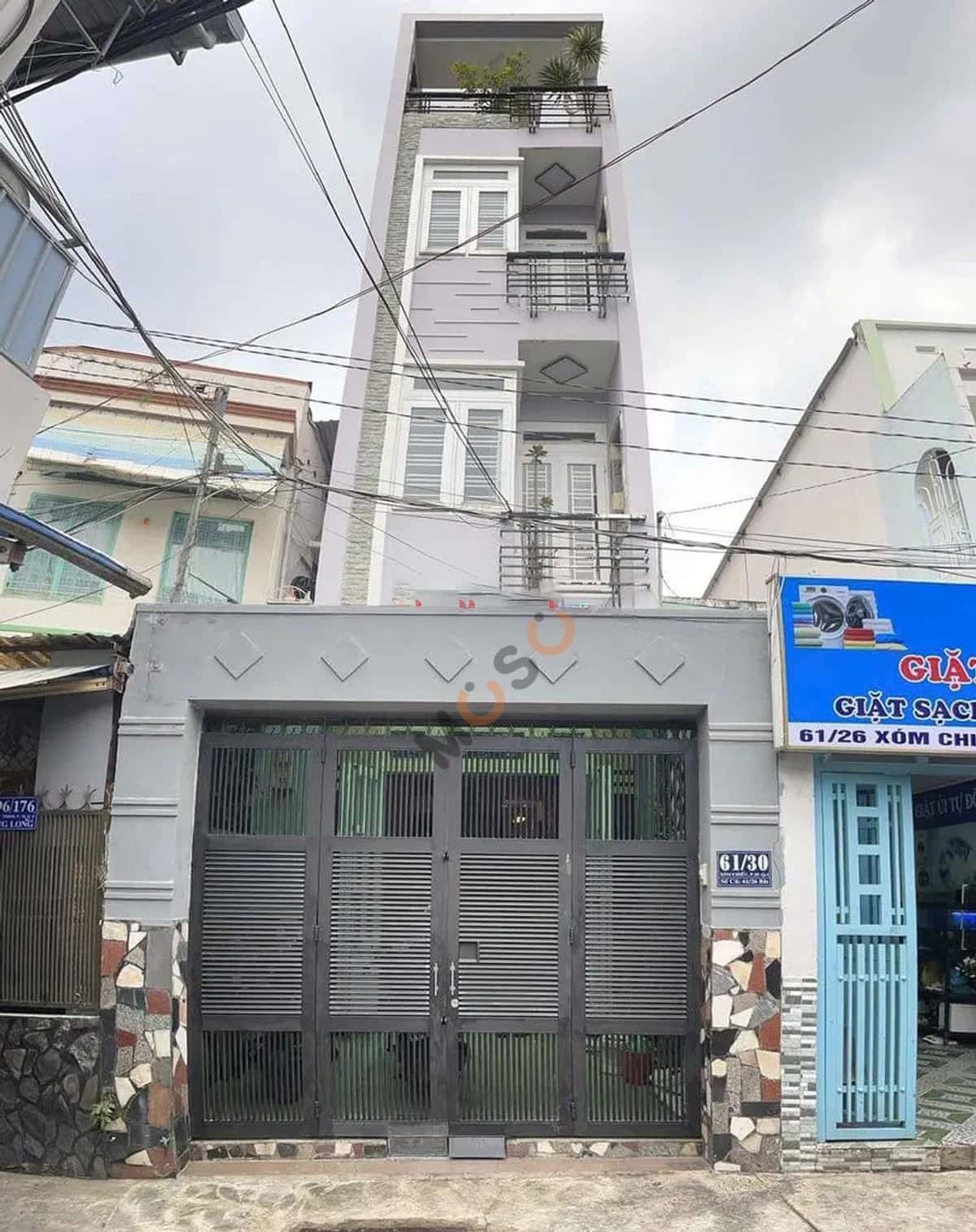 Cho thuê nhà hẻm Xóm Chiếu Quận 4, TP.HCM – 4 phòng ngủ, giá 20 triệu
