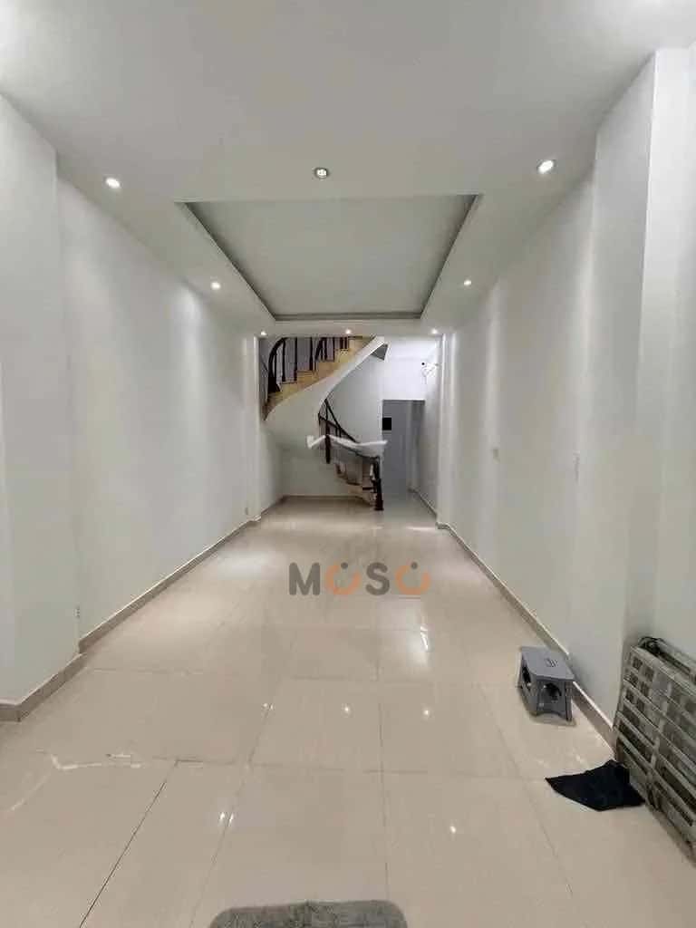 Cho thuê nhà mặt tiền Nguyễn Ðình Chiểu Quận 3, TP.HCM – 3 phòng ngủ, giá 14 triệu — Hình 2 Cho thuê nhà mặt tiền Nguyễn Ðình Chiểu Quận 3, TP.HCM – 3 phòng ngủ, giá 14 triệu — Hình 2