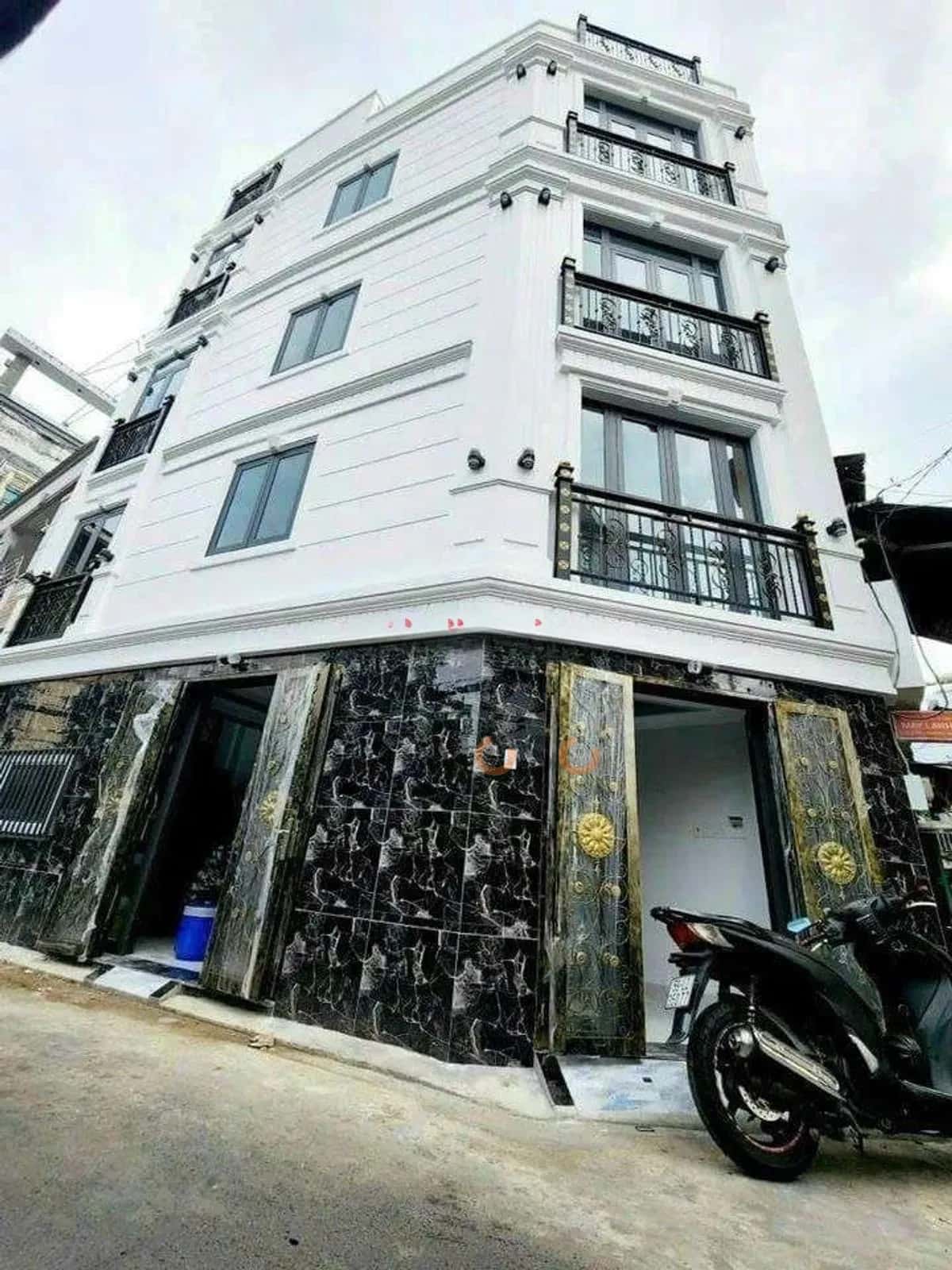 Cho thuê nhà hẻm Thích Quảng Đức Phú Nhuận, TP.HCM – 4 phòng ngủ, giá 21 triệu