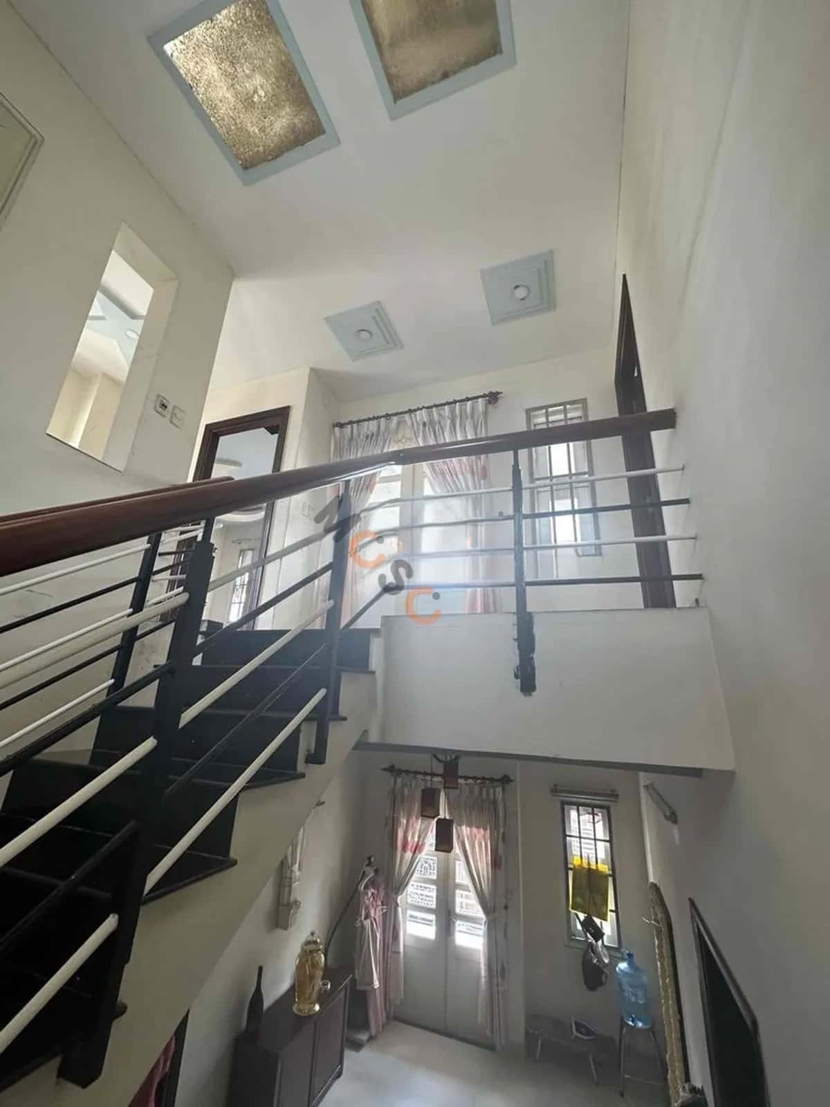 Cho thuê nhà mặt tiền Nguyễn Duy Trinh Quận 2, TP.HCM – 5 phòng ngủ, giá 60 triệu — Hình 3
