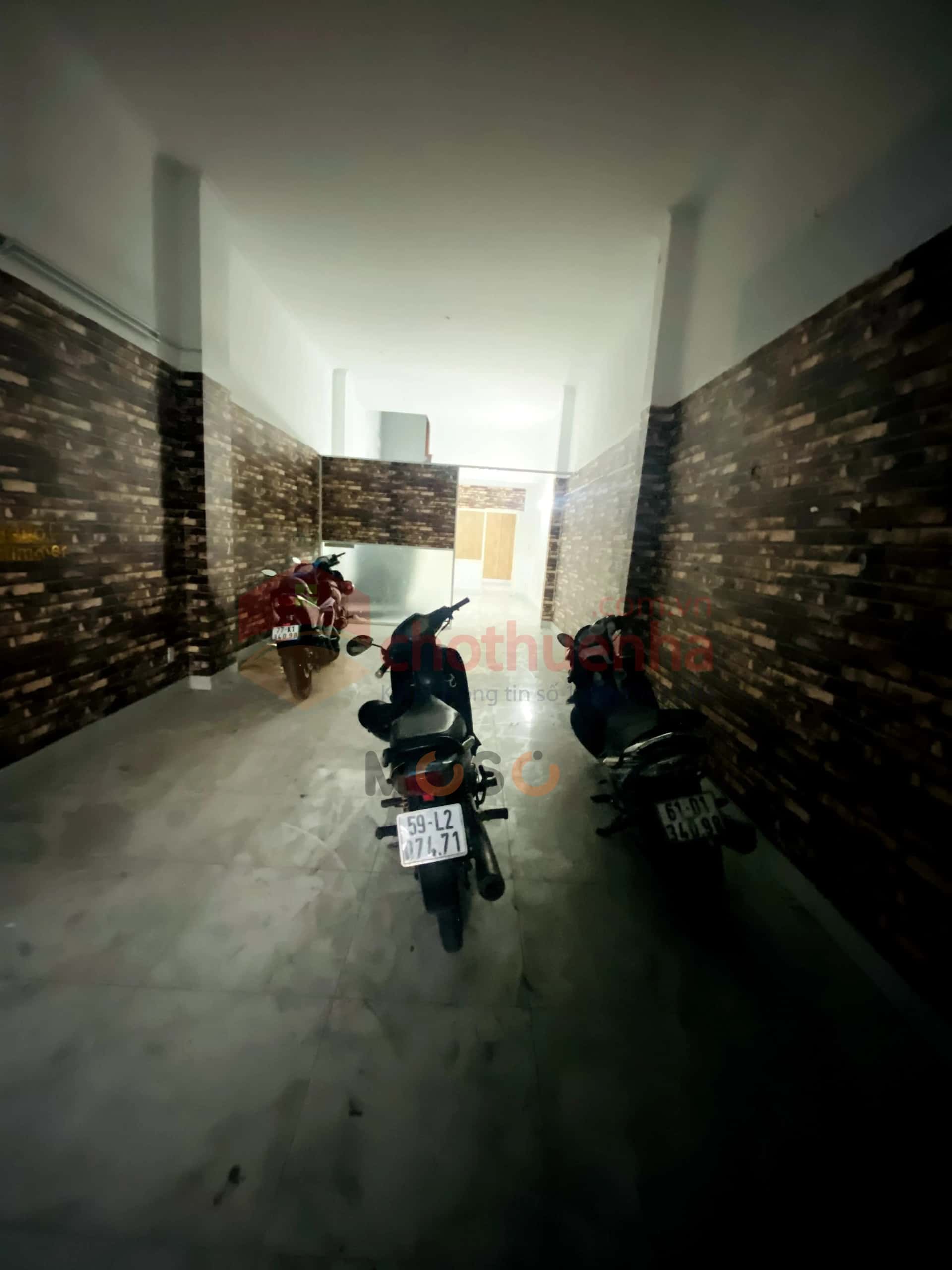 Cho thuê nhà hẻm Xuân Hồng Tân Bình, TP.HCM – 6 phòng ngủ, giá 28 triệu — Hình 3 Cho thuê nhà hẻm Xuân Hồng Tân Bình, TP.HCM – 6 phòng ngủ, giá 28 triệu — Hình 3