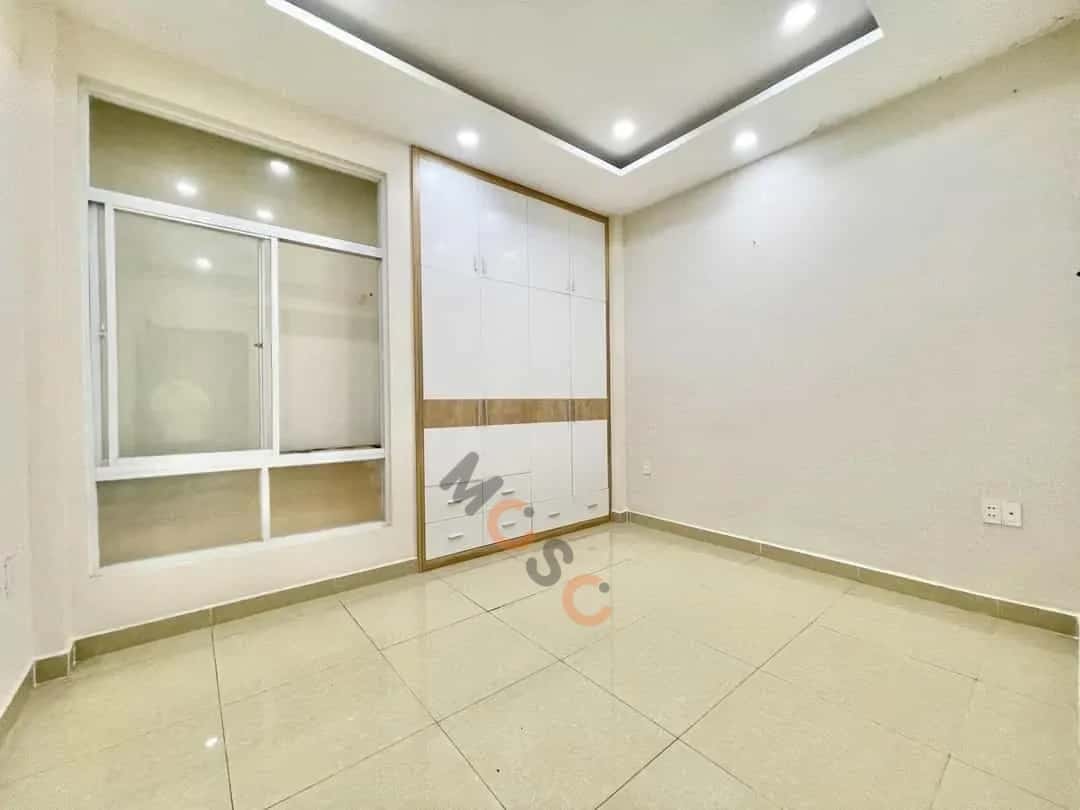 Cho thuê nhà mặt tiền Quốc Lộ 13 Thành phố Hồ Chí Minh, TP.HCM – 4 phòng ngủ, giá 16 triệu — Hình 3