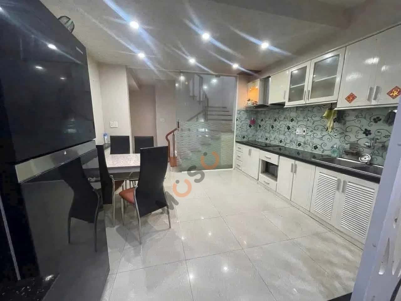 Cho thuê nhà hẻm Ông Ích Khiêm Quận Hải Châu, TP. Đà Nẵng – 3 phòng ngủ, giá 13 triệu — Hình 3