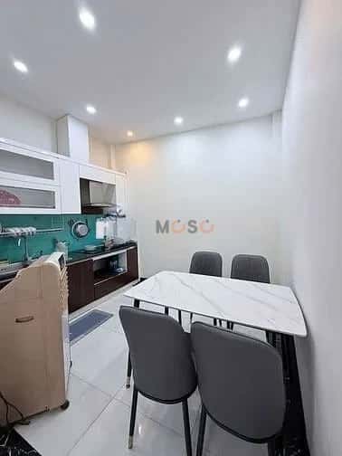 Cho thuê nhà hẻm Long Biên, Hà Nội – 4 phòng ngủ, giá 12 triệu — Hình 3 Cho thuê nhà hẻm Long Biên, Hà Nội – 4 phòng ngủ, giá 12 triệu — Hình 3