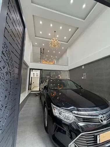Cho thuê nhà mặt tiền Quận Phú Nhuận, TP.HCM – 5 phòng ngủ, giá 22 triệu — Hình 2
