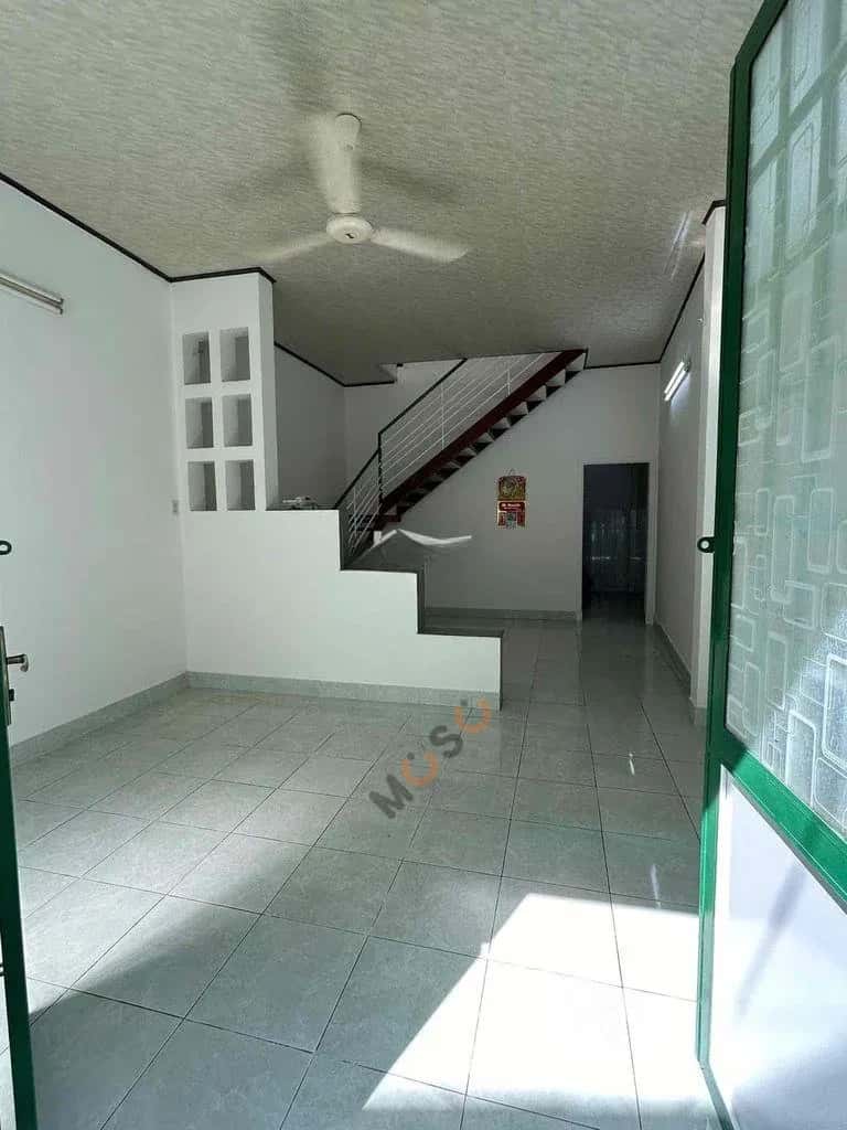 Cho thuê nhà hẻm Quận 11, TP.HCM – 2 phòng ngủ, giá 10 triệu Cho thuê nhà hẻm Quận 11, TP.HCM – 2 phòng ngủ, giá 10 triệu