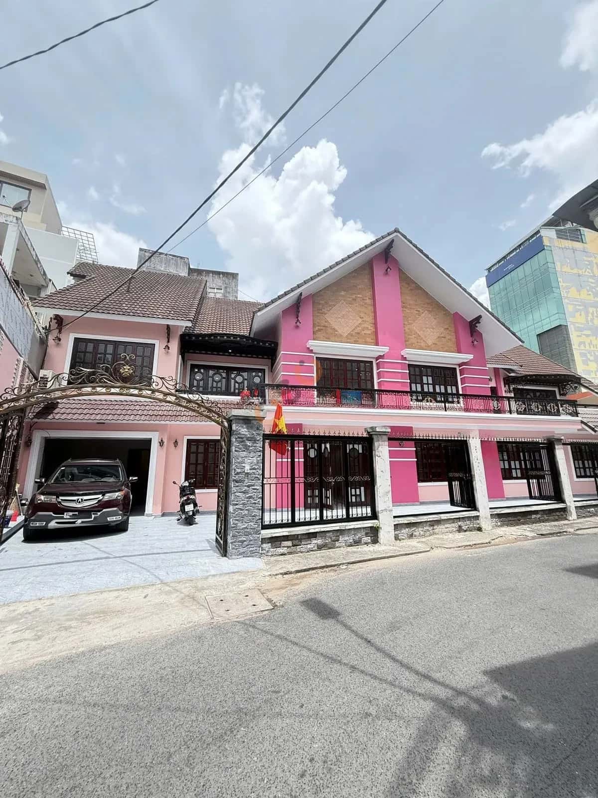 Cho thuê nhà mặt tiền Nguyễn Đình Chính Phú Nhuận, TP.HCM – giá 195 triệu
