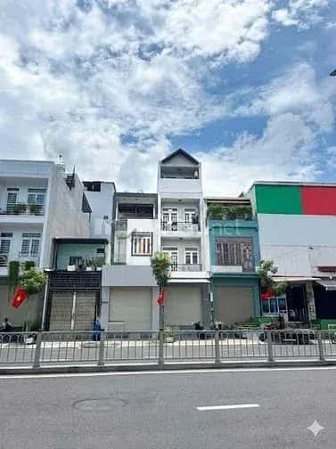 Cho thuê nhà mặt tiền Dương Quảng Hàm Gò Vấp, TP.HCM – 5 phòng ngủ, giá 30 triệu Cho thuê nhà mặt tiền Dương Quảng Hàm Gò Vấp, TP.HCM – 5 phòng ngủ, giá 30 triệu