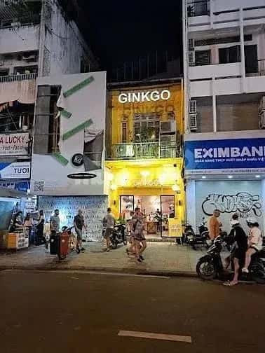 Cho thuê nhà mặt tiền Lê Lợi Quận 1, TP.HCM – giá 240 triệu — Hình 3 Cho thuê nhà mặt tiền Lê Lợi Quận 1, TP.HCM – giá 240 triệu — Hình 3