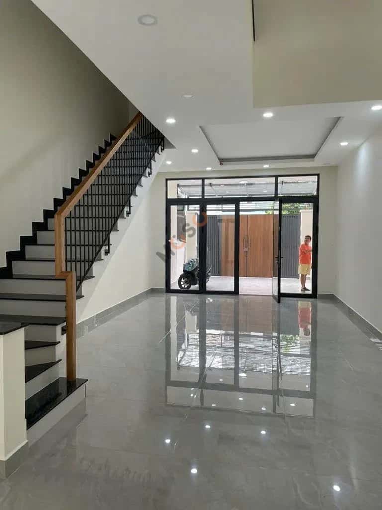 Cho thuê nhà mặt tiền Bình Hưng Huyện Bình Chánh, TP.HCM – 5 phòng ngủ, giá 20 triệu — Hình 2 Cho thuê nhà mặt tiền Bình Hưng Huyện Bình Chánh, TP.HCM – 5 phòng ngủ, giá 20 triệu — Hình 2