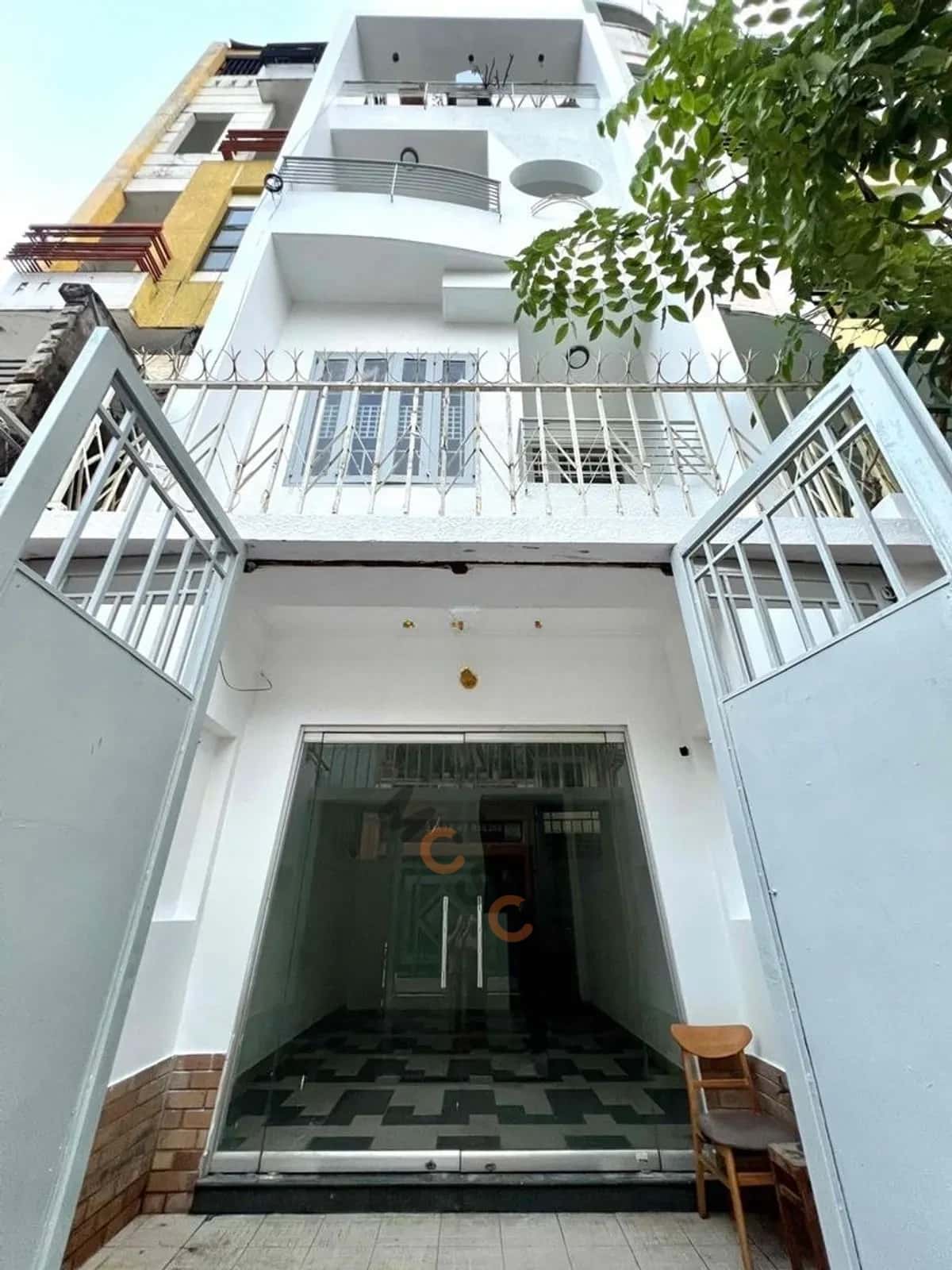 Cho thuê nhà hẻm Đặng Dung Quận 1, TP.HCM – 6 phòng ngủ, giá 55 triệu — Hình 2 Cho thuê nhà hẻm Đặng Dung Quận 1, TP.HCM – 6 phòng ngủ, giá 55 triệu — Hình 2