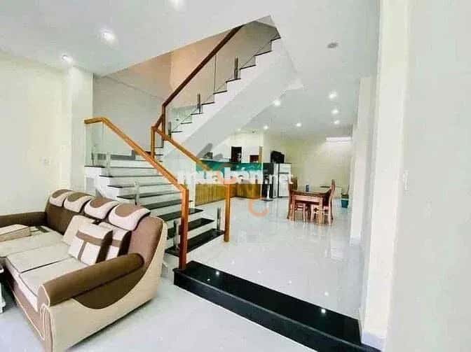 Cho thuê nhà hẻm Sơn Trà, Đà Nẵng – 5 phòng ngủ, giá 35 triệu — Hình 2