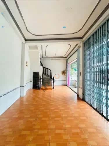 Cho thuê nhà mặt tiền Nguyễn Văn Linh Ninh Kiều, Cần Thơ – 3 phòng ngủ, giá 13 triệu — Hình 2 Cho thuê nhà mặt tiền Nguyễn Văn Linh Ninh Kiều, Cần Thơ – 3 phòng ngủ, giá 13 triệu — Hình 2