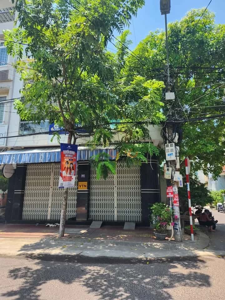 Bán nhà mặt tiền Nguyễn Thị Minh Khai Thành phố Quy Nhơn, Bình Định – 3 phòng ngủ, giá 12.9 tỷ