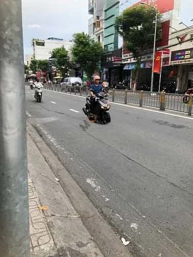 Cho thuê nhà mặt tiền Nguyễn Thị Thập Quận 7, TP.HCM – giá 180 triệu — Hình 3