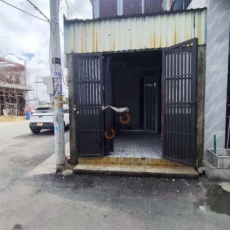 Cho thuê nhà hẻm Đường Trần Thị Bốc Huyện Hóc Môn, TP.HCM – giá 2.4 triệu Cho thuê nhà hẻm Đường Trần Thị Bốc Huyện Hóc Môn, TP.HCM – giá 2.4 triệu