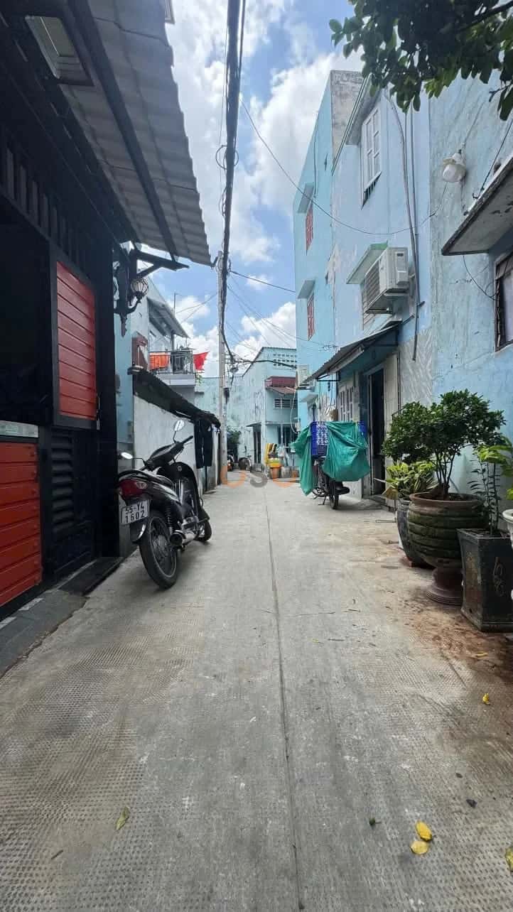 Bán nhà hẻm Tân Hòa Đông Quận 6, TP.HCM – 2 phòng ngủ, giá 9.5 tỷ — Hình 3 Bán nhà hẻm Tân Hòa Đông Quận 6, TP.HCM – 2 phòng ngủ, giá 9.5 tỷ — Hình 3