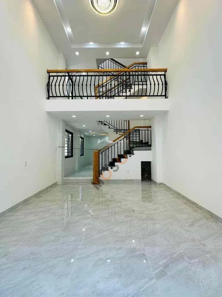 Cho thuê nhà hẻm Đường Út Tịch Quận Tân Bình, TP.HCM – 4 phòng ngủ, giá 14 triệu Cho thuê nhà hẻm Đường Út Tịch Quận Tân Bình, TP.HCM – 4 phòng ngủ, giá 14 triệu