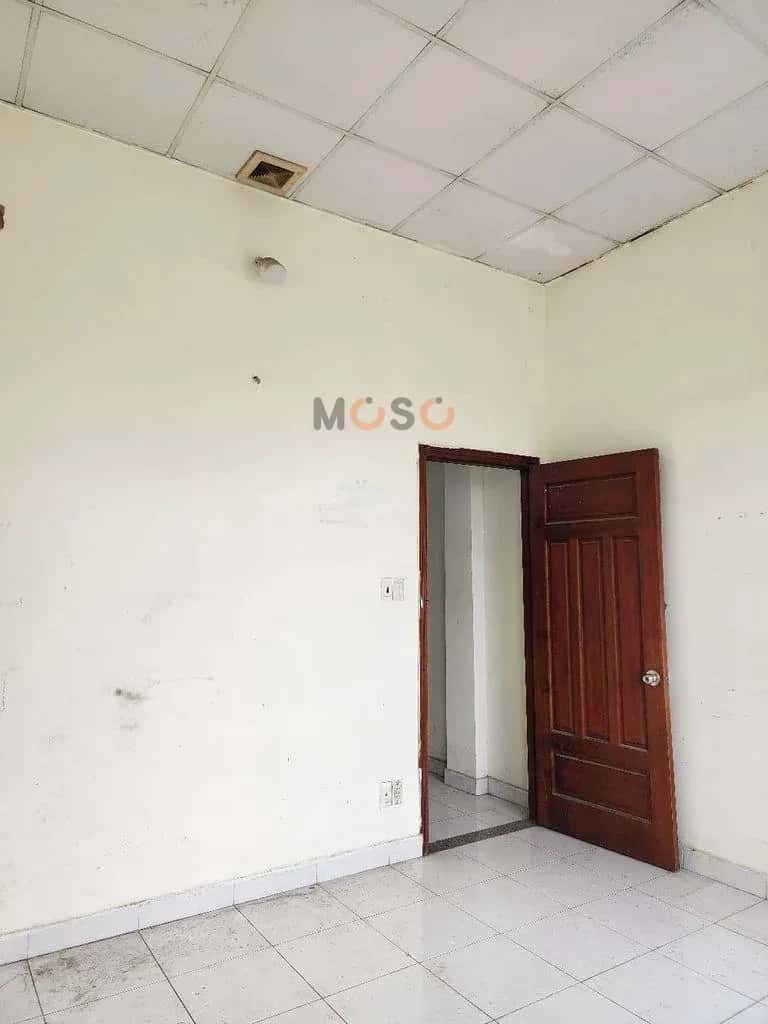 Cho thuê nhà hẻm Đường Lê Trọng Tấn Bình Tân, TP.HCM – 3 phòng ngủ, giá 10 triệu — Hình 3 Cho thuê nhà hẻm Đường Lê Trọng Tấn Bình Tân, TP.HCM – 3 phòng ngủ, giá 10 triệu — Hình 3