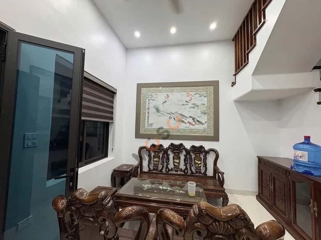 Cho thuê nhà hẻm Tây Sơn Đống Đa, Hà Nội – 3 phòng ngủ, giá 12.8 triệu — Hình 2
