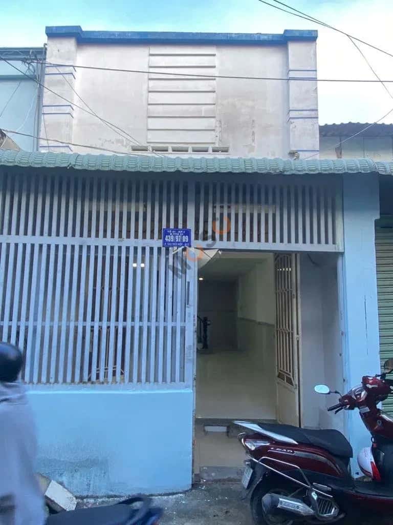 Cho thuê nhà hẻm Đường Tân Thới Hiệp 21 Quận 12, TP.HCM – 2 phòng ngủ, giá 6 triệu Cho thuê nhà hẻm Đường Tân Thới Hiệp 21 Quận 12, TP.HCM – 2 phòng ngủ, giá 6 triệu