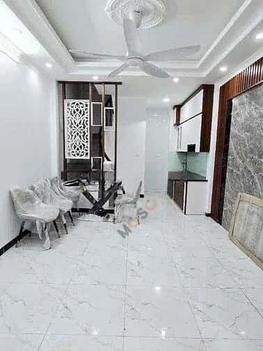 Cho thuê nhà hẻm Long Biên, Hà Nội – 3 phòng ngủ, giá 8 triệu — Hình 2