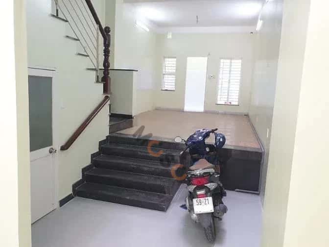 Cho thuê nhà mặt tiền Đường Tạ Quang Bửu Quận 8, TP.HCM – giá 18 triệu — Hình 2