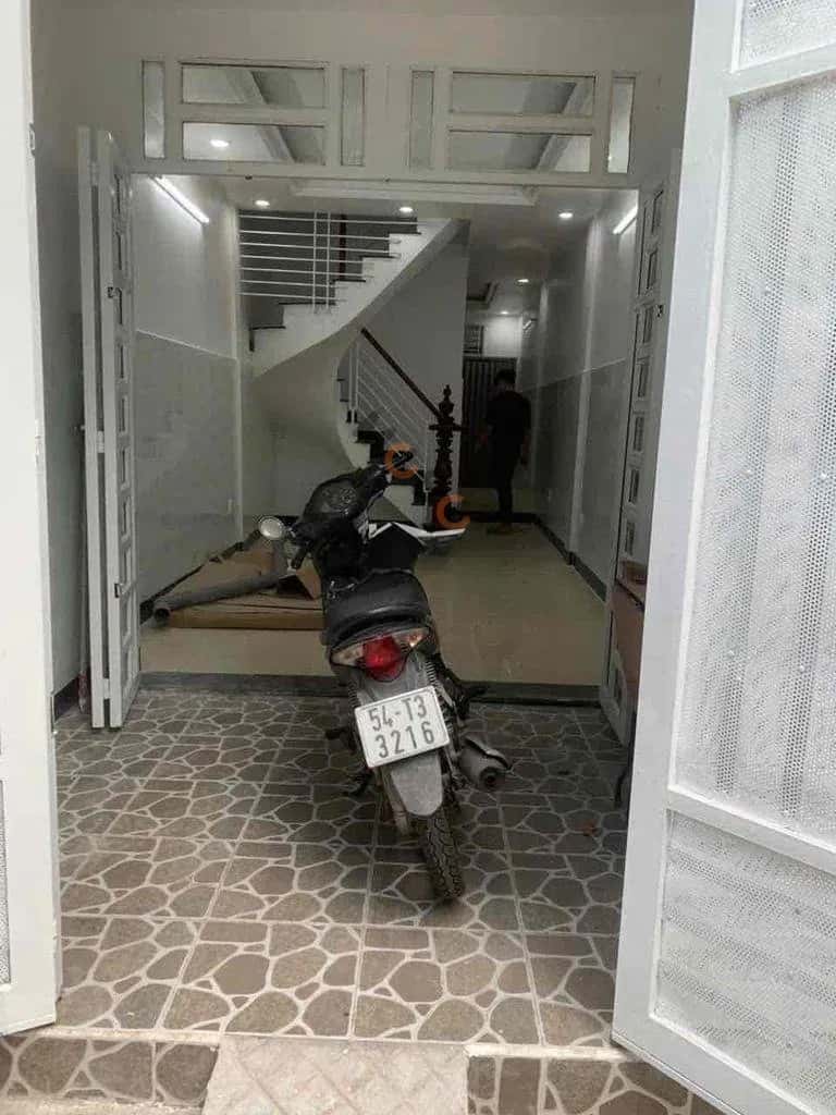 Cho thuê nhà hẻm Trần Ðình Xu Quận 1, TP.HCM – 2 phòng ngủ, giá 16 triệu — Hình 2 Cho thuê nhà hẻm Trần Ðình Xu Quận 1, TP.HCM – 2 phòng ngủ, giá 16 triệu — Hình 2