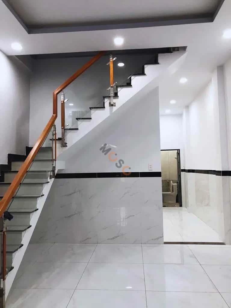 Cho thuê nhà hẻm Số 42 Thủ Đức, TP. Thủ Đức – 4 phòng ngủ, giá 10 triệu — Hình 2