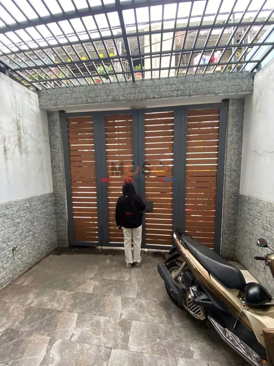 Cho thuê nhà hẻm Nguyễn Văn Thương Bình Thạnh, TP.HCM – 5 phòng ngủ, giá 30 triệu — Hình 2