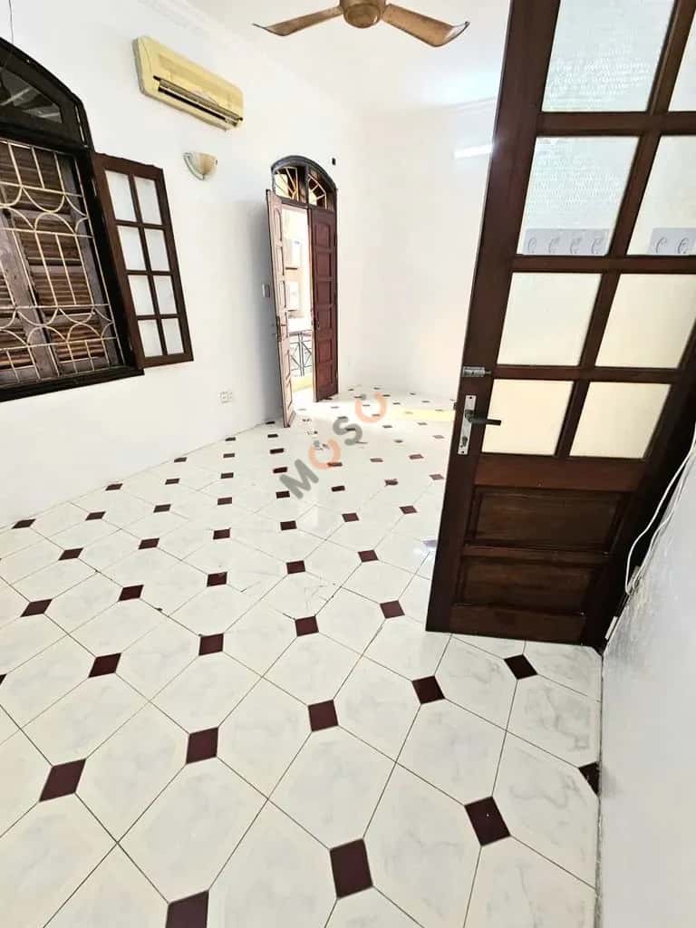 Cho thuê nhà hẻm Vũ Tông Phan Thanh Xuân, Hà Nội – 4 phòng ngủ, giá 15.5 triệu — Hình 3