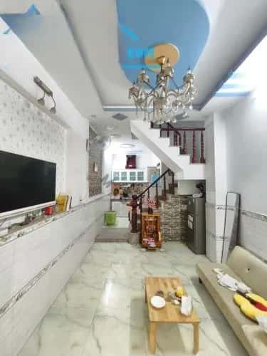 Cho thuê nhà hẻm Bùi Văn Ngữ Quận 12, TP.HCM – 4 phòng ngủ, giá 5.5 triệu