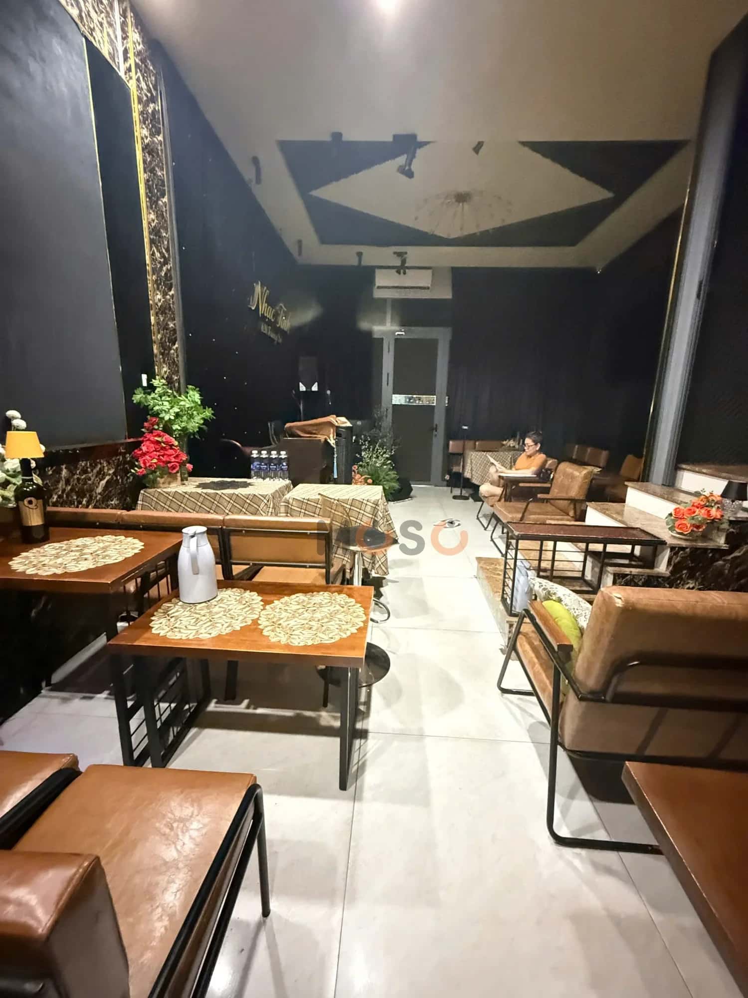 Bán nhà mặt tiền Trường Sa Quận Phú Nhuận, TP.HCM – 6 phòng ngủ, giá 13.5 tỷ Bán nhà mặt tiền Trường Sa Quận Phú Nhuận, TP.HCM – 6 phòng ngủ, giá 13.5 tỷ