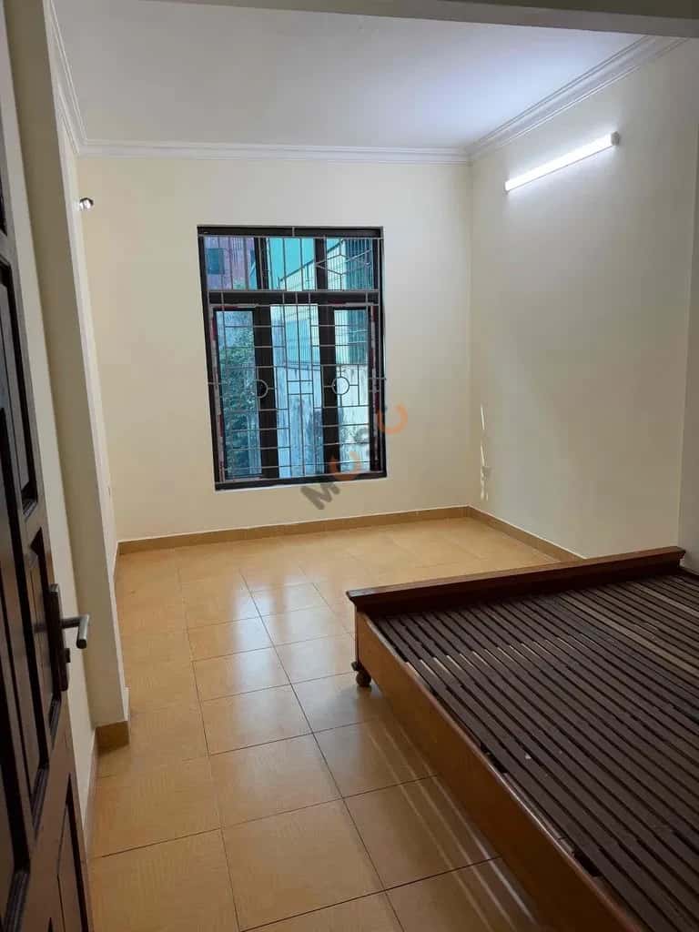 Cho thuê nhà hẻm Lĩnh Nam Quận Hoàng Mai, Hà Nội – 4 phòng ngủ, giá 11 triệu
