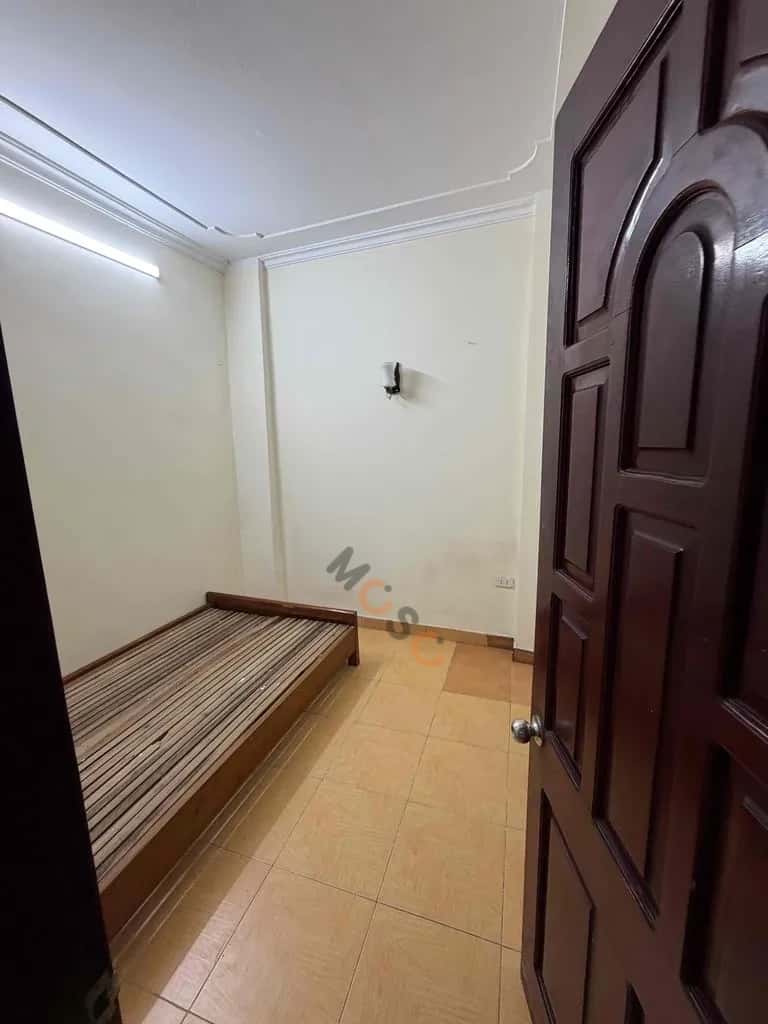Cho thuê nhà hẻm Lĩnh Nam Quận Hoàng Mai, Hà Nội – 4 phòng ngủ, giá 11 triệu — Hình 3