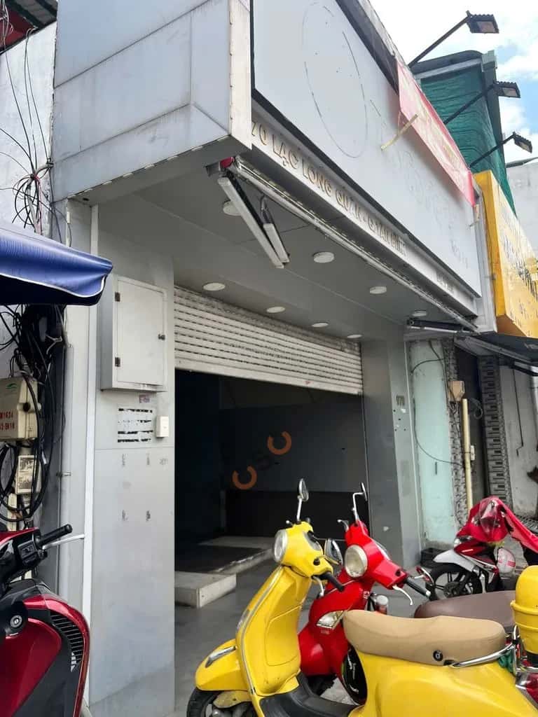 Cho thuê nhà mặt tiền Đường Lạc Long Quân Quận Tân Bình, TP.HCM – giá 12 triệu — Hình 2 Cho thuê nhà mặt tiền Đường Lạc Long Quân Quận Tân Bình, TP.HCM – giá 12 triệu — Hình 2