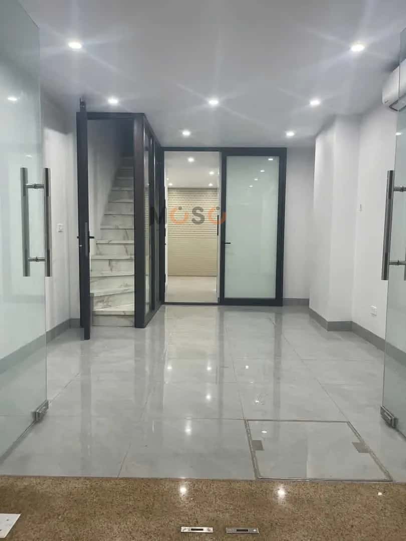 Cho thuê nhà hẻm Phan Văn Trường Cầu Giấy, Hà Nội – 2 phòng ngủ, giá 7 triệu — Hình 2