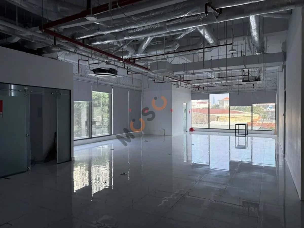 Cho thuê nhà mặt tiền Hồng Hà Phú Nhuận, TP.HCM – giá 192 triệu — Hình 3 Cho thuê nhà mặt tiền Hồng Hà Phú Nhuận, TP.HCM – giá 192 triệu — Hình 3