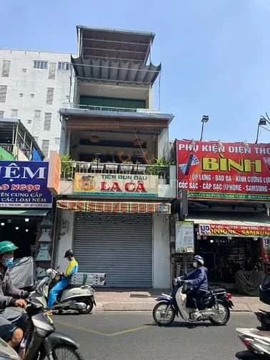 Cho thuê nhà mặt tiền Đường Âu Cơ Quận Tân Bình, TP.HCM – 4 phòng ngủ, giá 34 triệu
